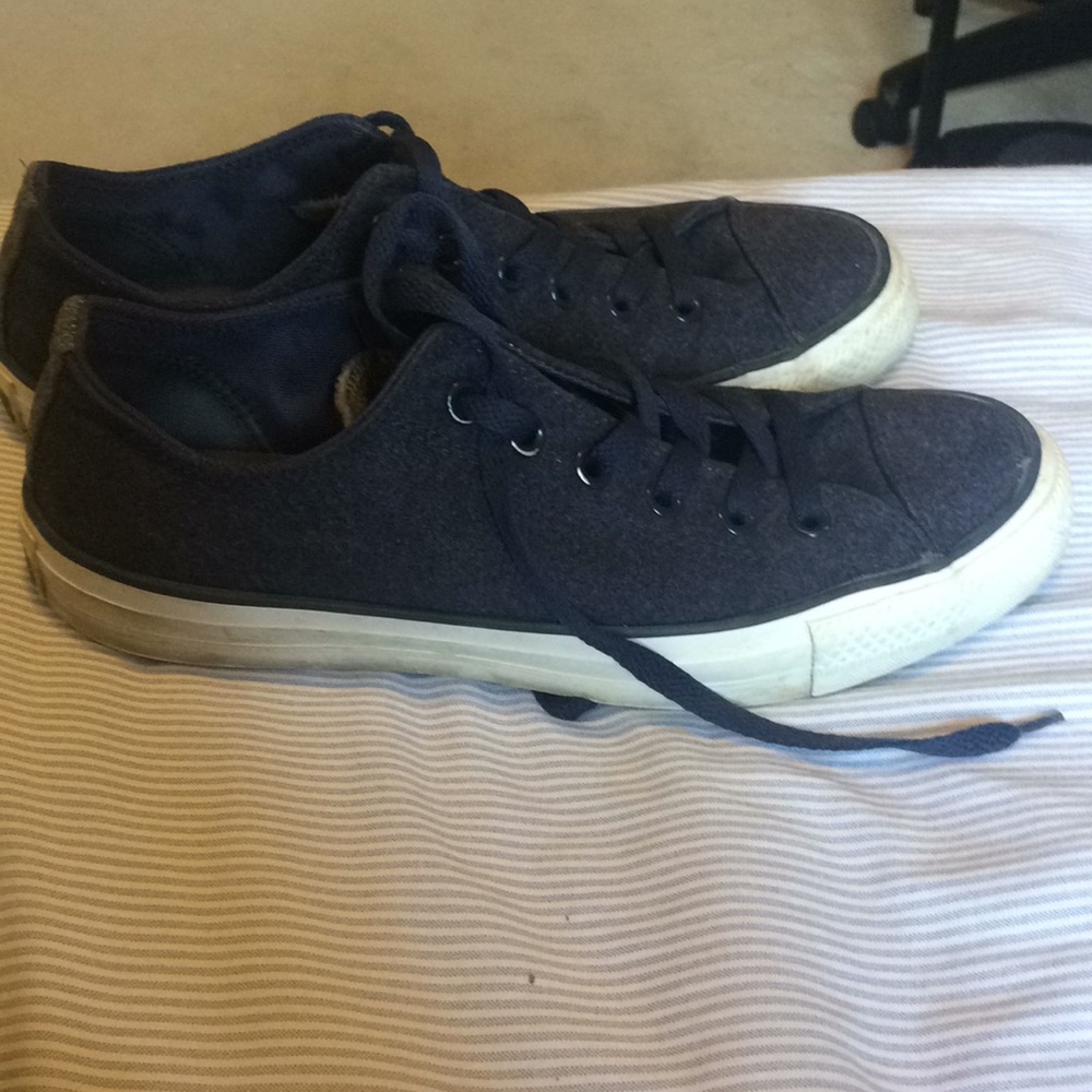 Converse - Picture 2 of 5